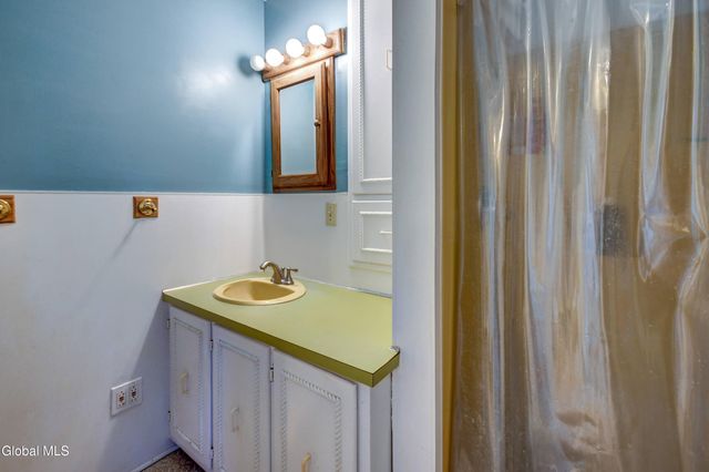 412 Auriesville Road, Glen, NY 12072