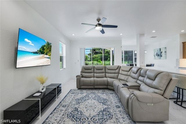 20370 Larino LOOP, Estero, FL 33928