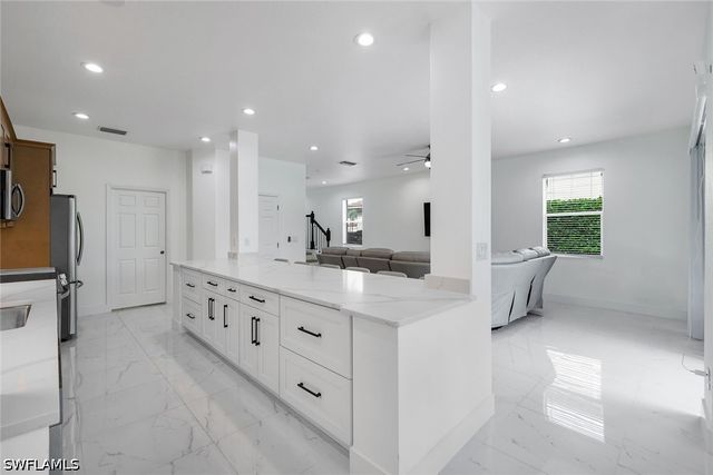 20370 Larino LOOP, Estero, FL 33928