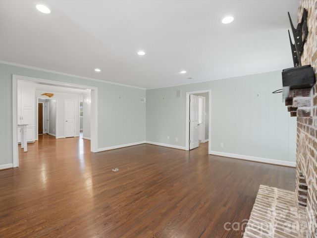 814 Twin Oaks Road, Davidson, NC 28036