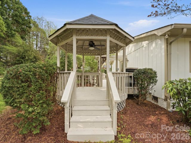 814 Twin Oaks Road, Davidson, NC 28036