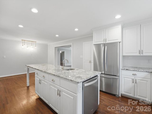 814 Twin Oaks Road, Davidson, NC 28036