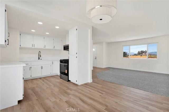 6919 Coriander, Oak Hills, CA 92344