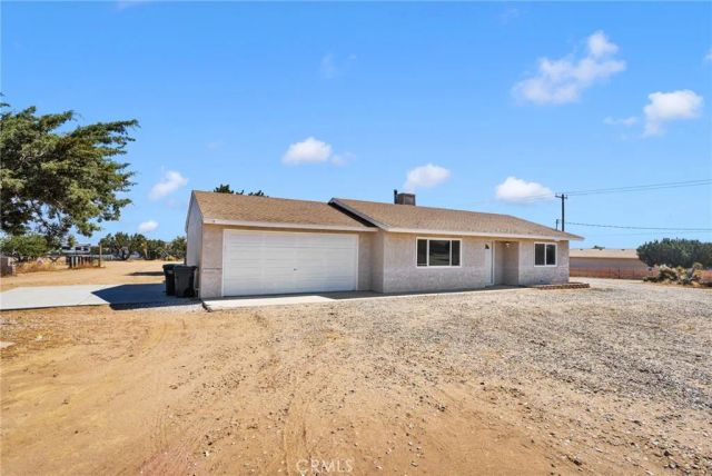 6919 Coriander, Oak Hills, CA 92344