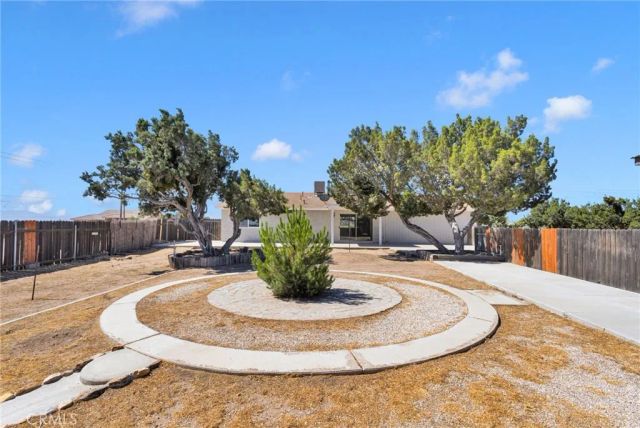 6919 Coriander, Oak Hills, CA 92344