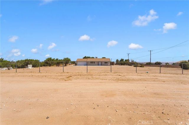 6919 Coriander, Oak Hills, CA 92344