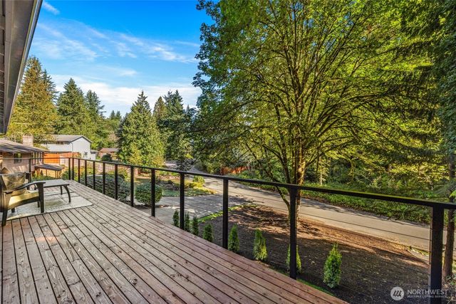 15909 175th Avenue NE, Woodinville, WA 98072
