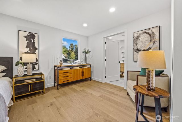 15909 175th Avenue NE, Woodinville, WA 98072