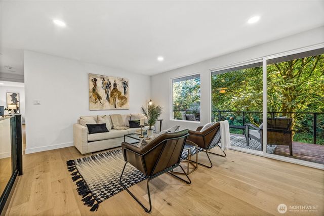 15909 175th Avenue NE, Woodinville, WA 98072