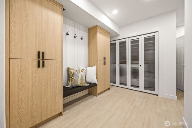 15909 175th Avenue NE, Woodinville, WA 98072