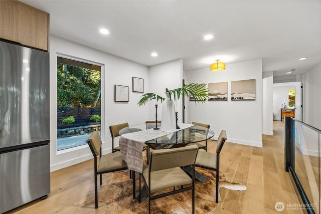 15909 175th Avenue NE, Woodinville, WA 98072