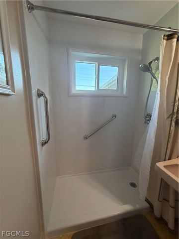 538 W Alverdez AVE, Clewiston, FL 33440