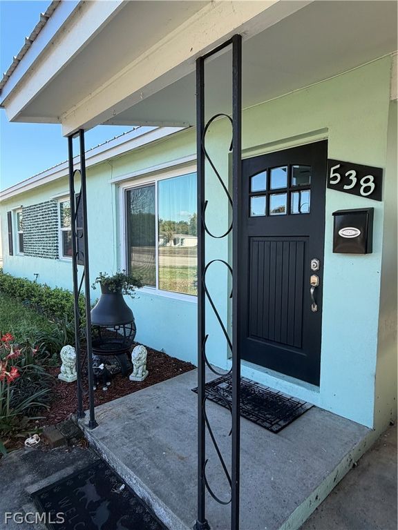 538 W Alverdez AVE, Clewiston, FL 33440