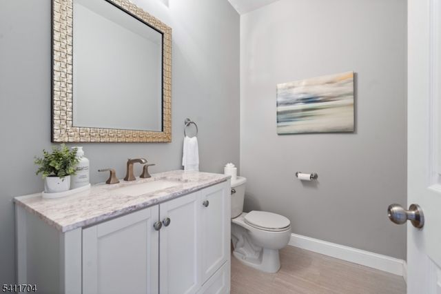 41 White Meadow Rd, Hillsborough Twp., NJ 08844