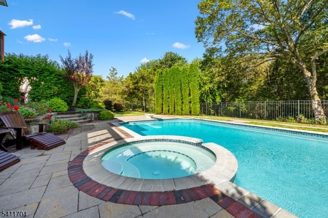 41 White Meadow Rd, Hillsborough Twp., NJ 08844