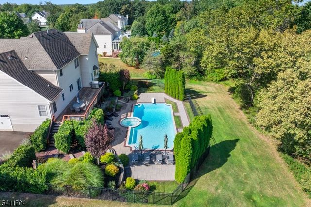 41 White Meadow Rd, Hillsborough Twp., NJ 08844