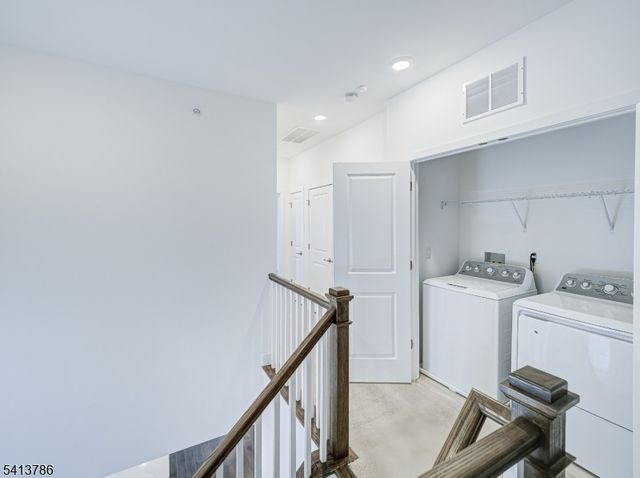 67 Veterans Way, Morris Plains Boro, NJ 07950