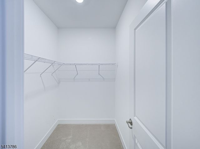 67 Veterans Way, Morris Plains Boro, NJ 07950