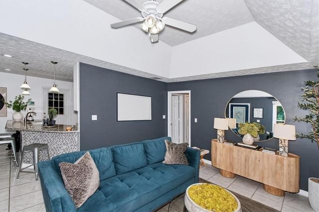 1166 Valentine Court, Riverdale, GA 30296