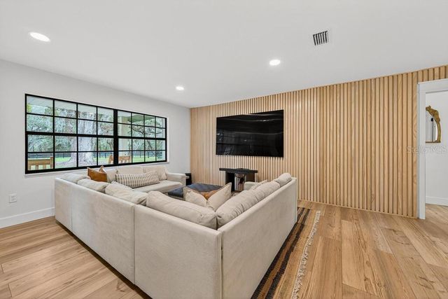 8583 NW 130TH STREET, Reddick, FL 32686