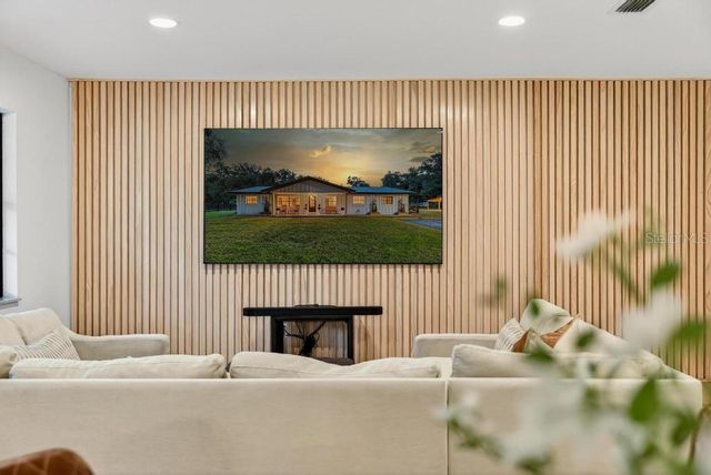 8583 NW 130TH STREET, Reddick, FL 32686