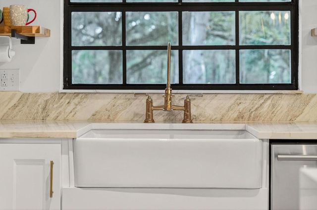 8583 NW 130TH STREET, Reddick, FL 32686