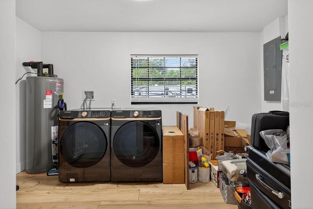 8583 NW 130TH STREET, Reddick, FL 32686