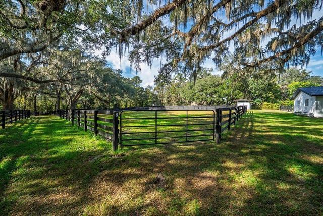 8583 NW 130TH STREET, Reddick, FL 32686