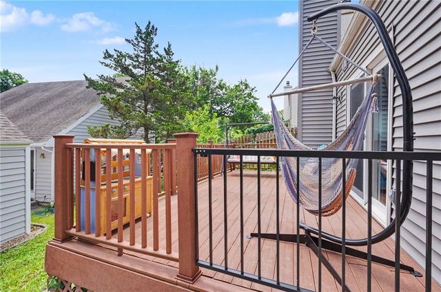 118 Glenview Drive, Lawrence, KS 66049