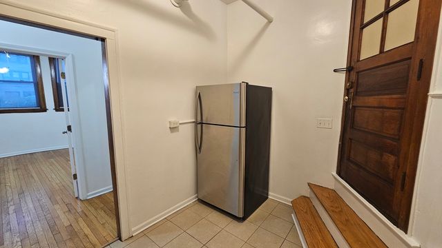 5503 N Campbell Avenue G, Chicago, IL 60625