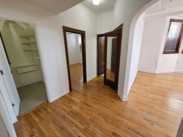 5503 N Campbell Avenue G, Chicago, IL 60625