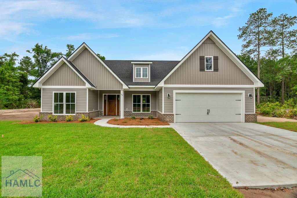 174 Mill Pond Lane SE, Ludowici, GA 31316