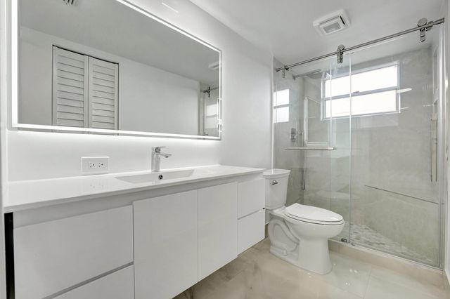 2901 Victoria Cir M4, Coconut Creek, FL 33066