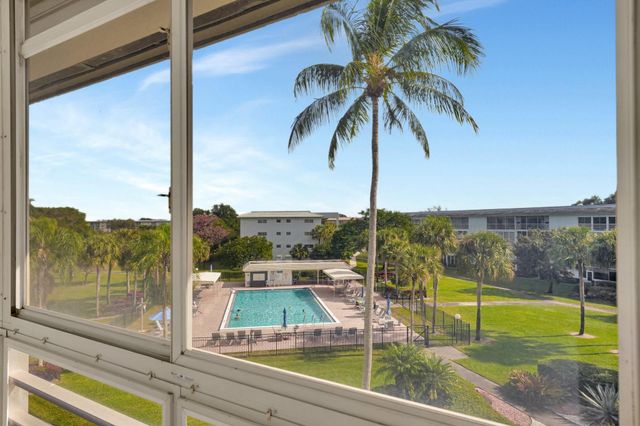 2901 Victoria Cir M4, Coconut Creek, FL 33066