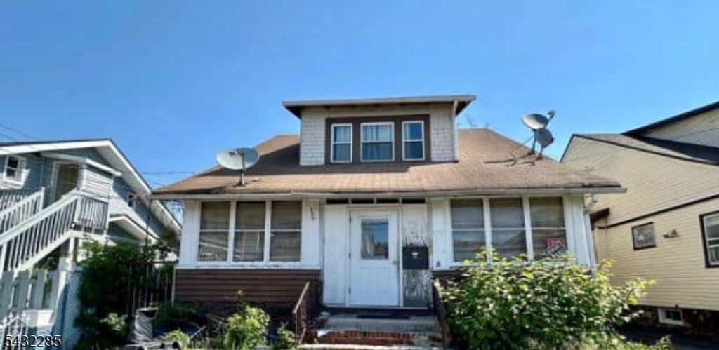 222 Paterson Ave, Paterson City, NJ 07502
