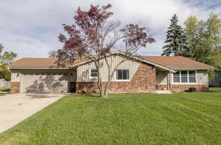 10226 W Steeple View LANE, Franklin, WI 53132