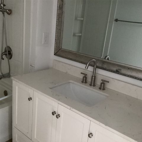 1506 S Travis Street, Denison, TX 75021