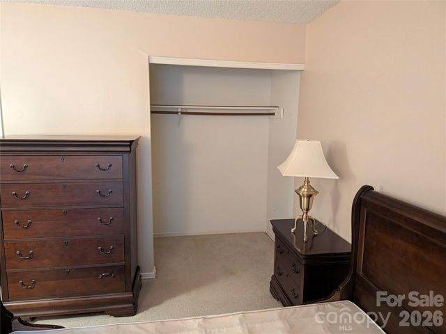 204 Scottlynn Drive, Asheville, NC 28806