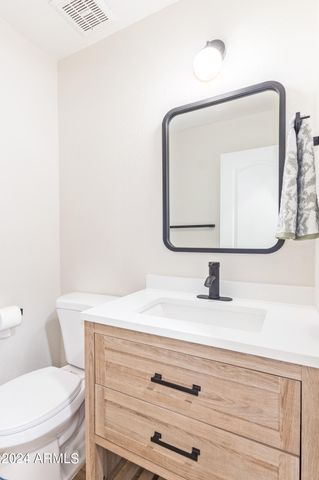 1018 W Kings Avenue, Phoenix, AZ 85023