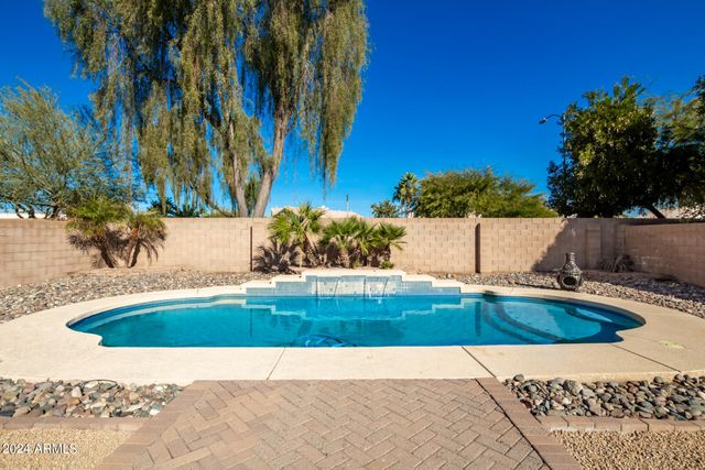 1018 W Kings Avenue, Phoenix, AZ 85023