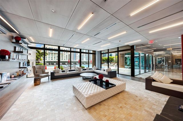 1080 Brickell Ave 2708, Miami, FL 33131