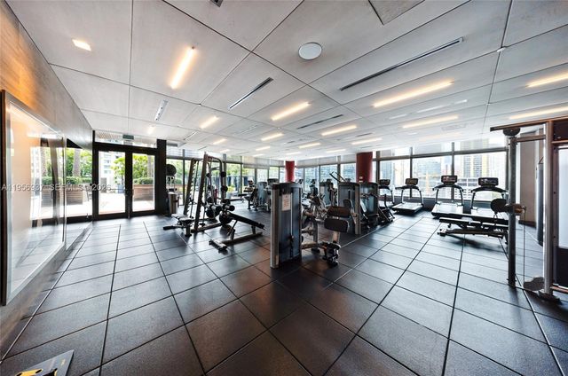 1080 Brickell Ave 2708, Miami, FL 33131