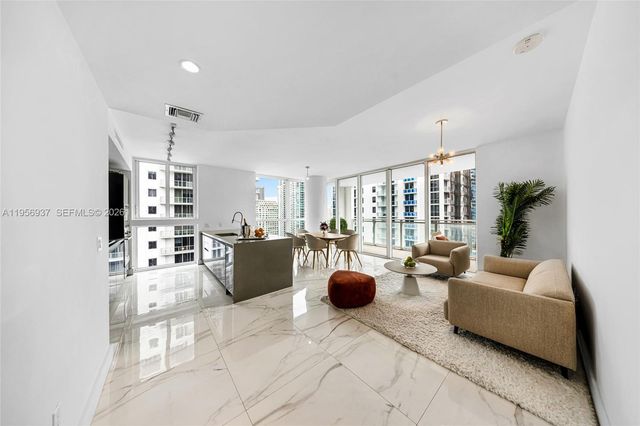 1080 Brickell Ave 2708, Miami, FL 33131