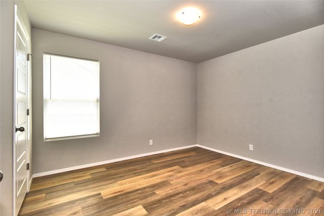 13916 S Quincy Street, Glenpool, OK 74033