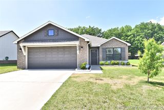 13916 S Quincy Street, Glenpool, OK 74033