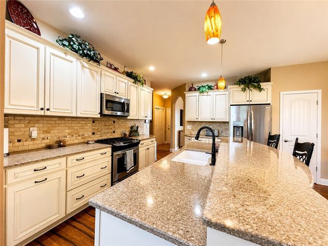 1436 Grand Meadows Way, Webster, NY 14580