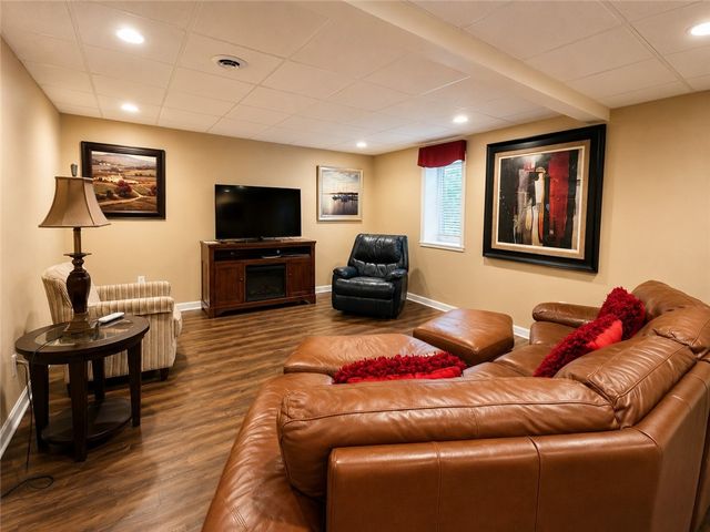 1436 Grand Meadows Way, Webster, NY 14580