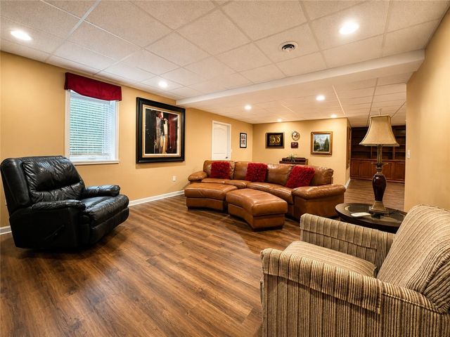 1436 Grand Meadows Way, Webster, NY 14580