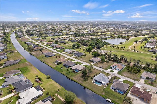 475 ROTONDA CIRCLE, Rotonda West, FL 33947