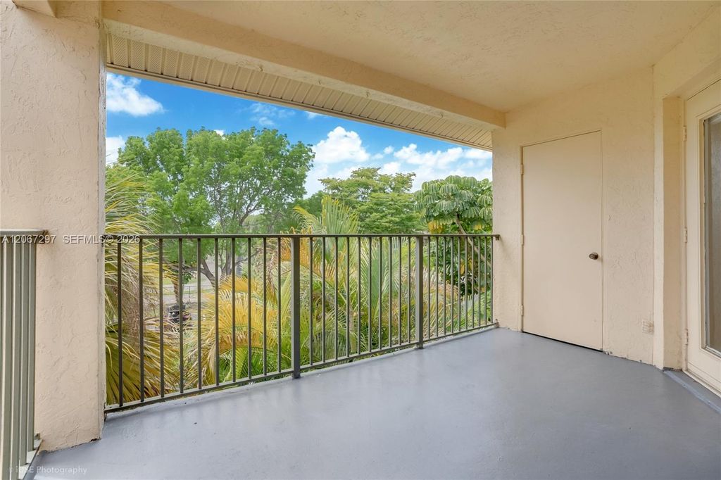 9999 Summerbreeze Drive 409, Sunrise, FL 33322
